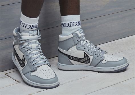 dior jordan 1 april 2020|dior jordan 1 release date.